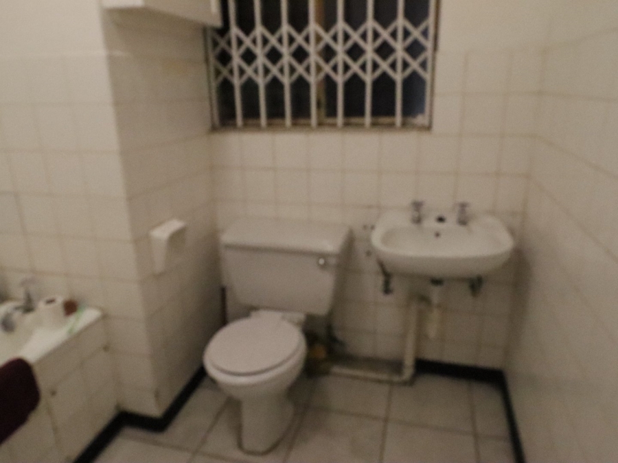 2 Bedroom Property for Sale in Bloemfontein Free State